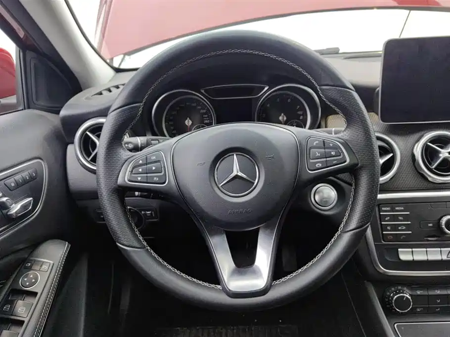 Mercedes-Benz GLA 2019 — фото 15