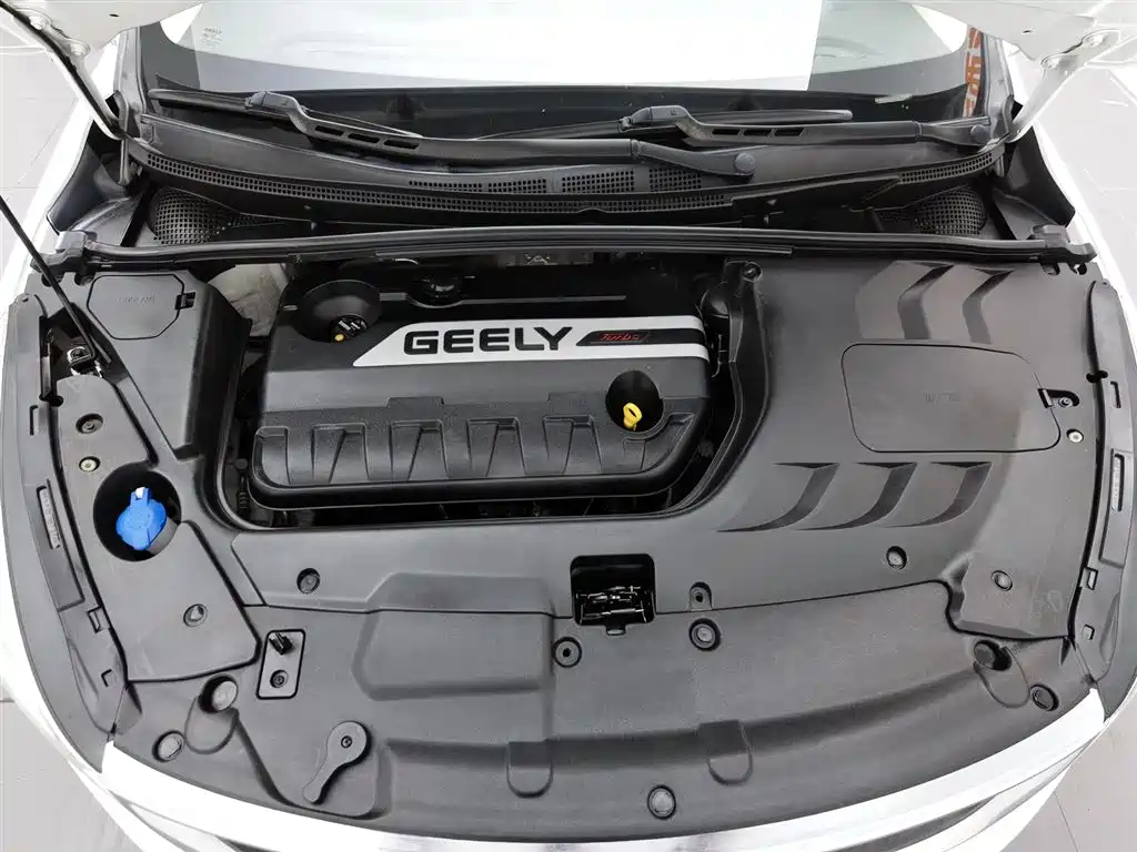 Geely Emgrand GS 2017 — фото 6