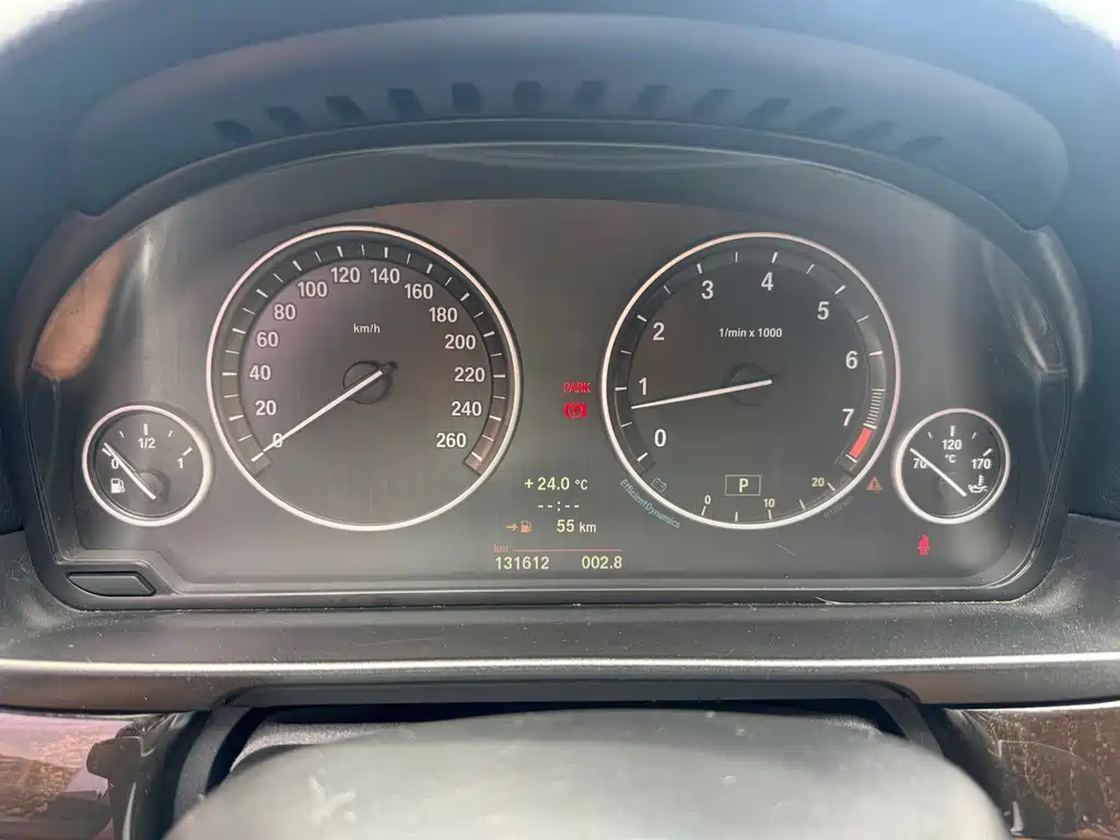 BMW 5 Series 2013 — фото 13