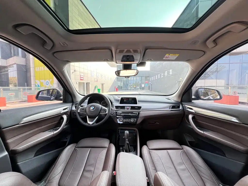 BMW X1 2018 — фото 18