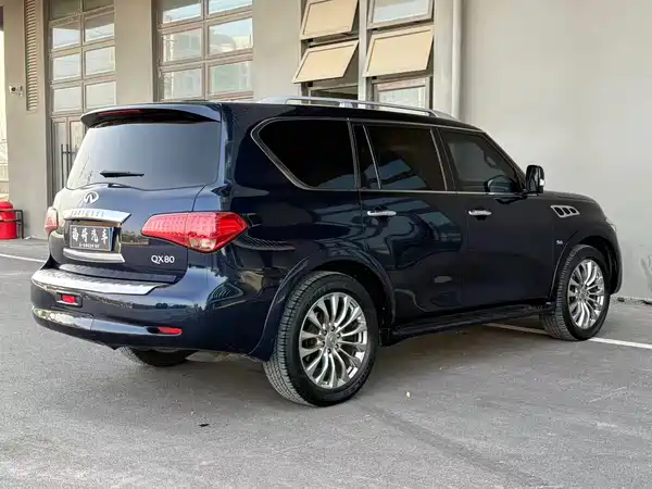 Infiniti QX80 2016