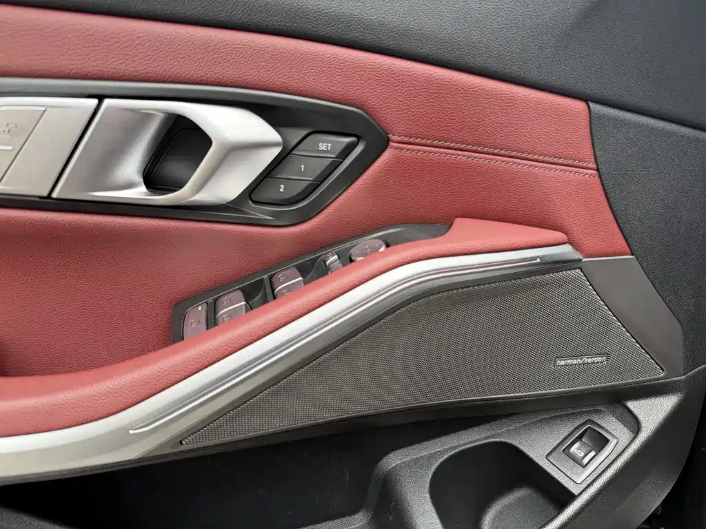 BMW 3 Series 2022 — фото 14