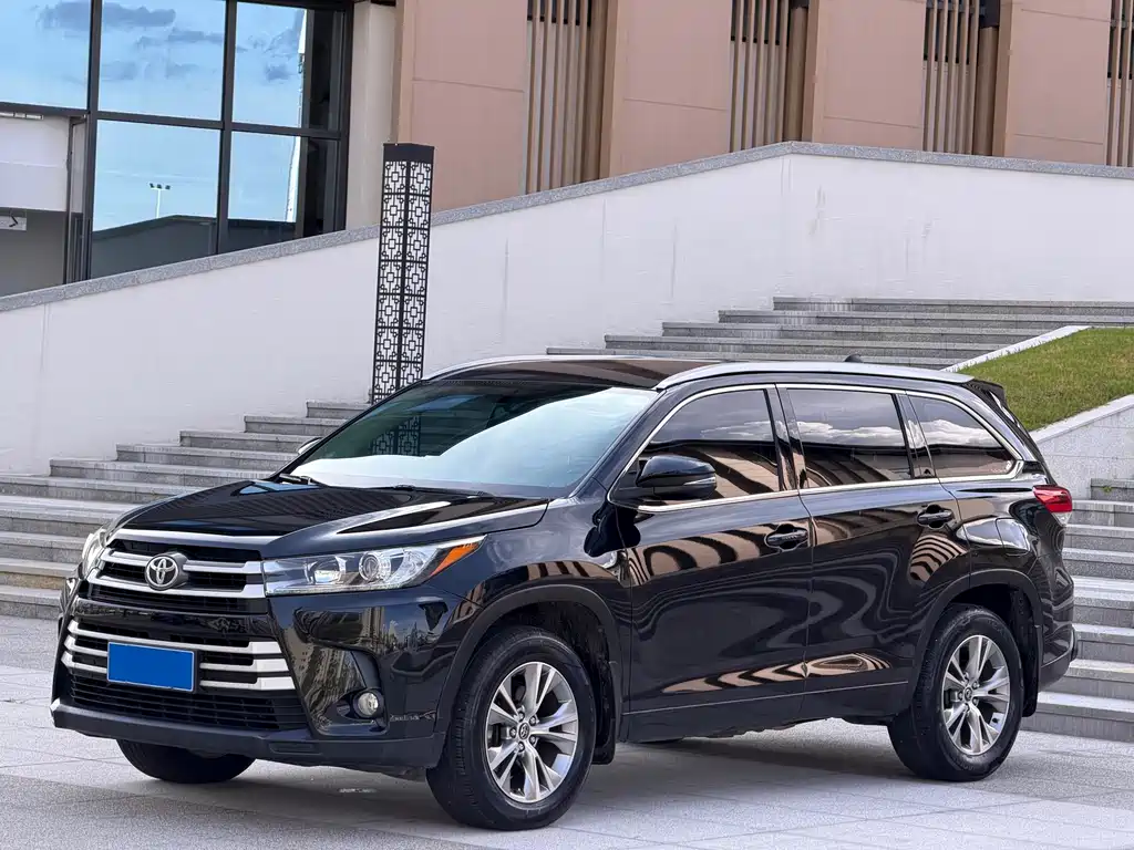 Toyota Highlander 2019