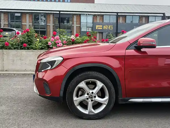 Mercedes-Benz GLA 2017