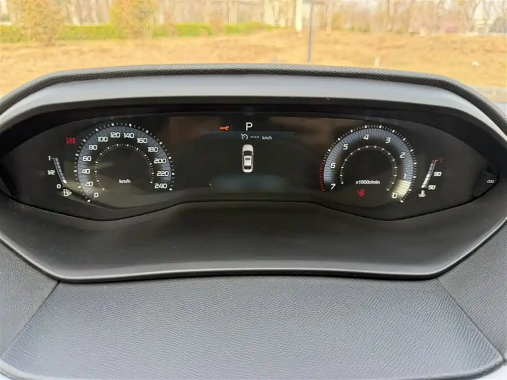 Peugeot 408 2023 — фото 16