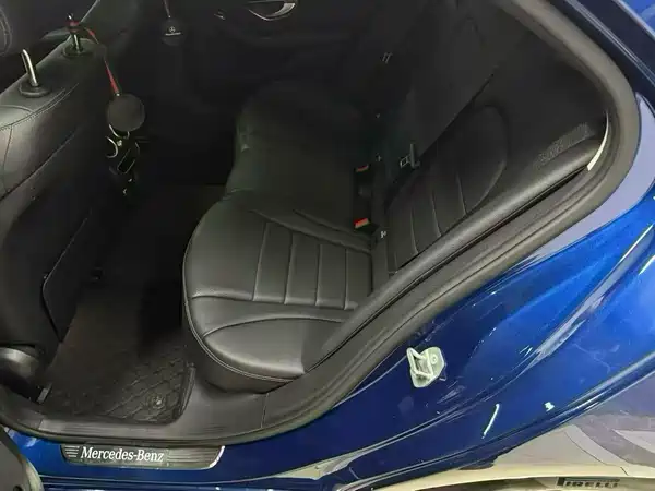 Mercedes-Benz C-Class 2021