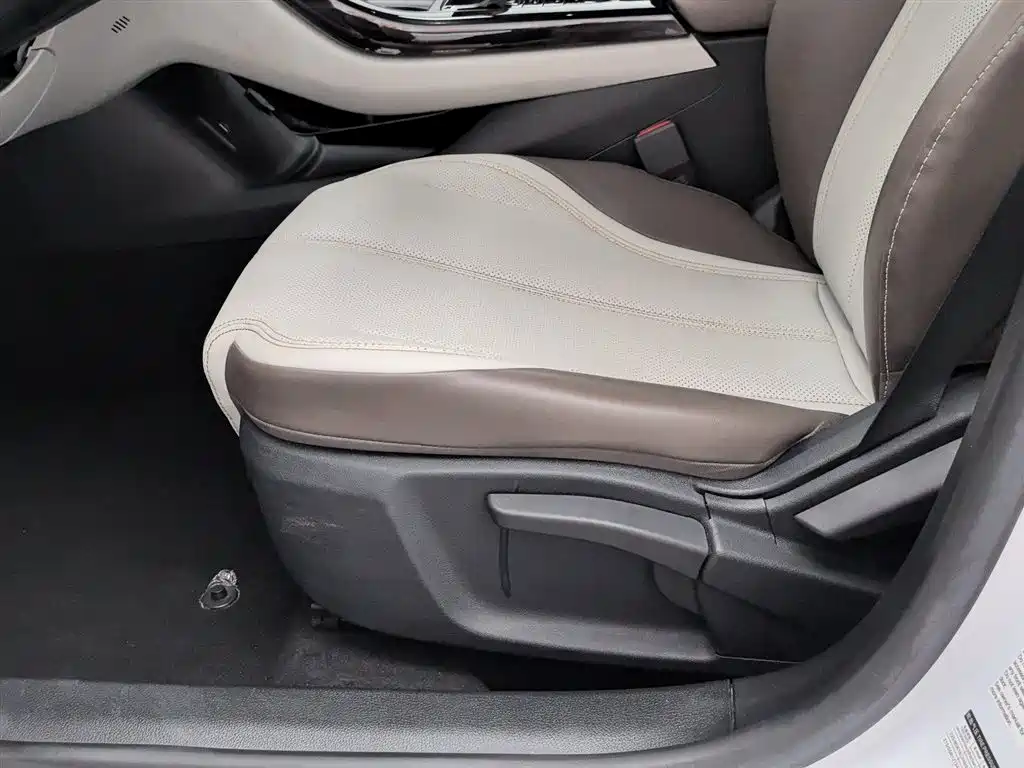 BYD Qin PLUS 2023 — фото 20