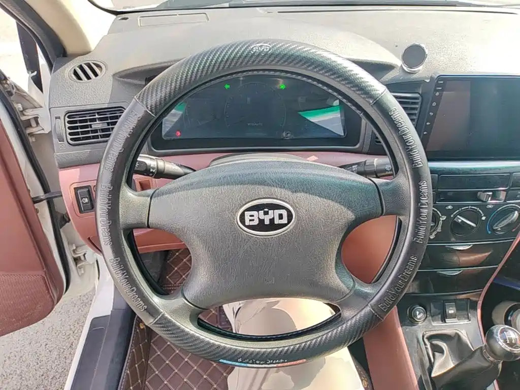 BYD F3 2015 — фото 11