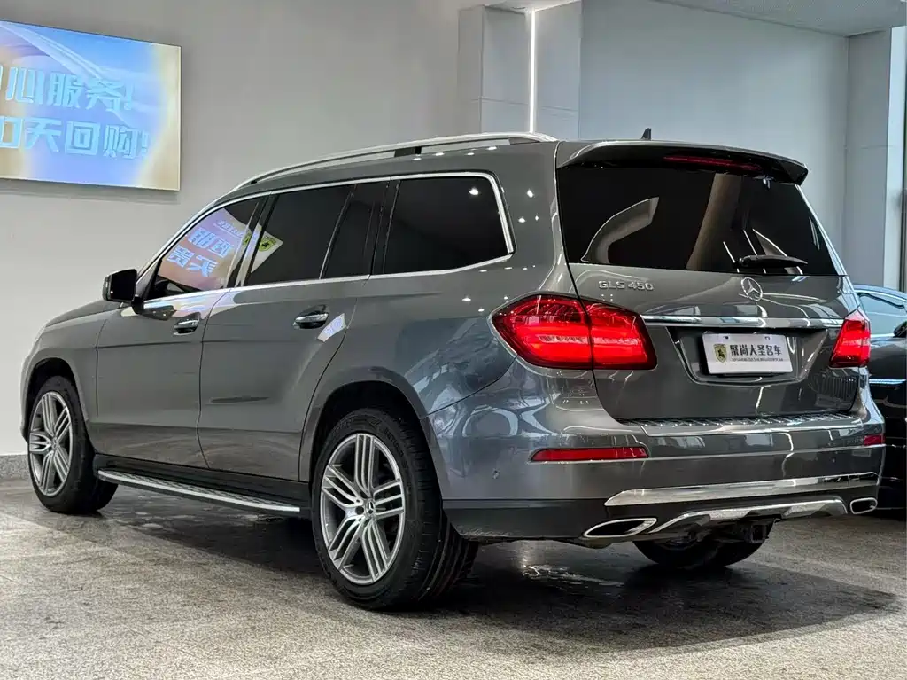 Mercedes-Benz GLS 2018 — фото 9
