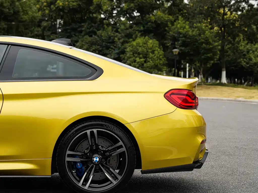 BMW M4 2019 — фото 8