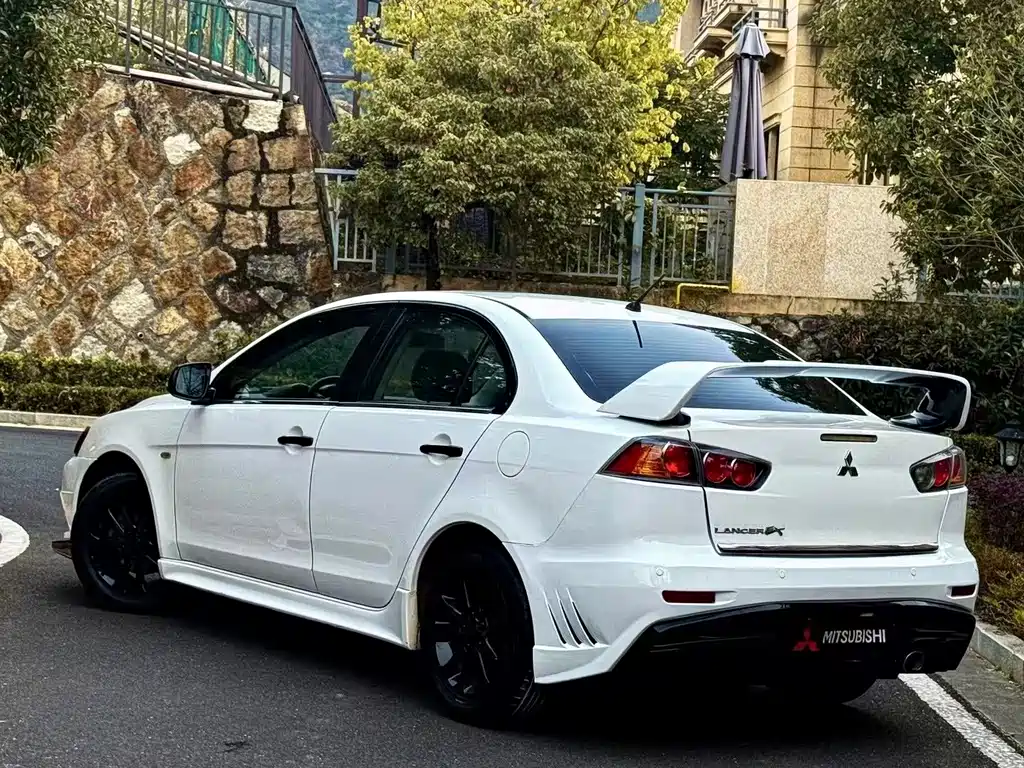 Mitsubishi Lancer EX 2013 — фото 7