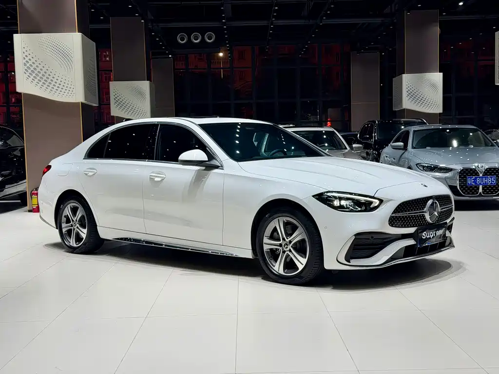 Mercedes-Benz C-Class 2022