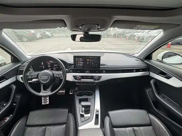 Audi A4L 2021