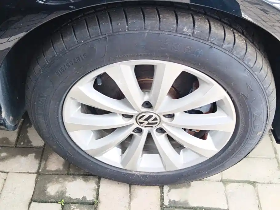 Volkswagen Magotan 2016