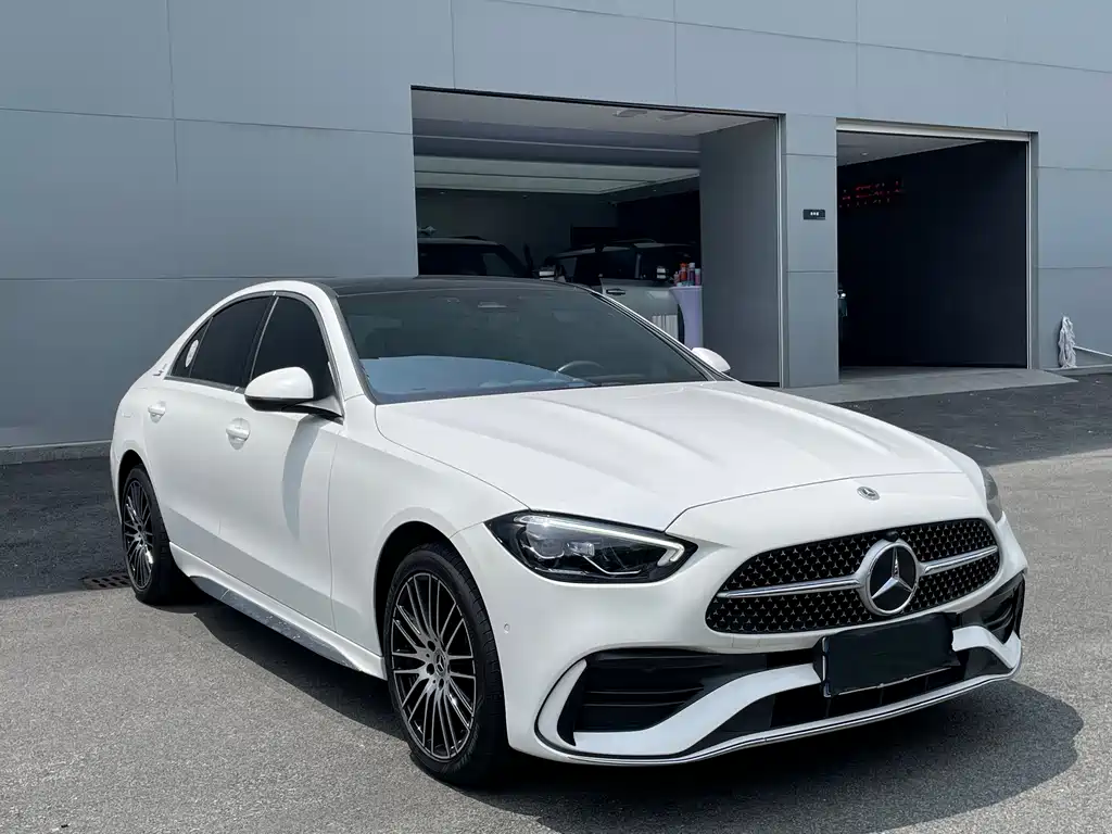 Mercedes-Benz C-Class 2022 — фото 3