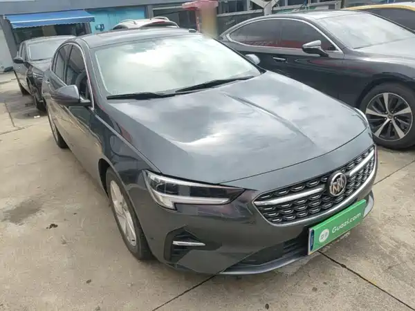 Buick Regal 2021