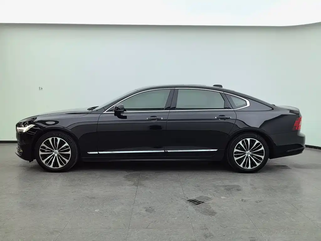 Volvo S90 2022 — фото 10