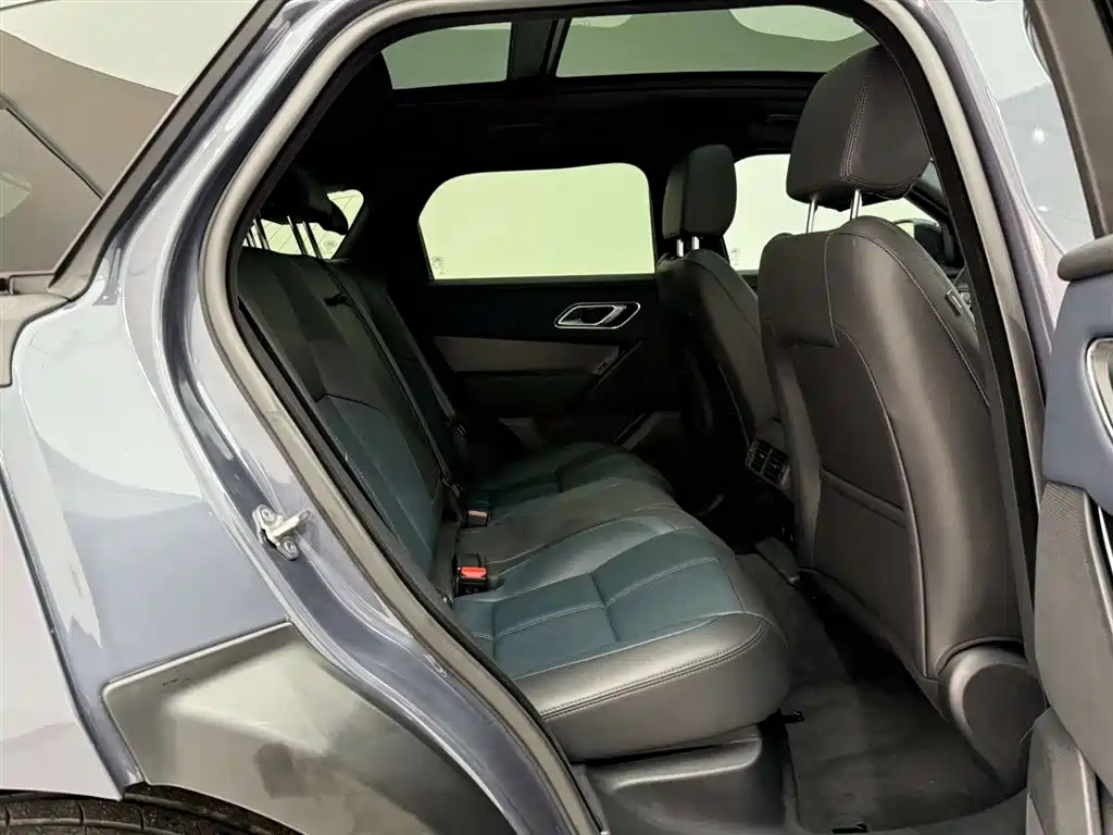 Land Rover Velar 2024 — фото 20