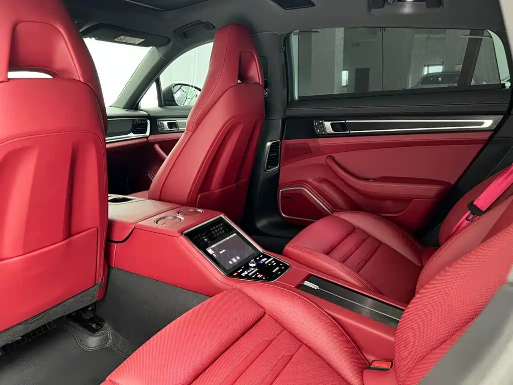 Porsche Panamera 2023 — фото 10
