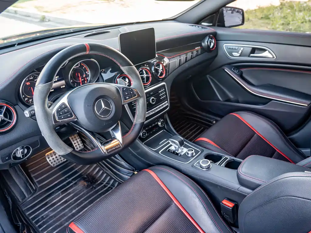 Mercedes-Benz CLA AMG 2019 — фото 8