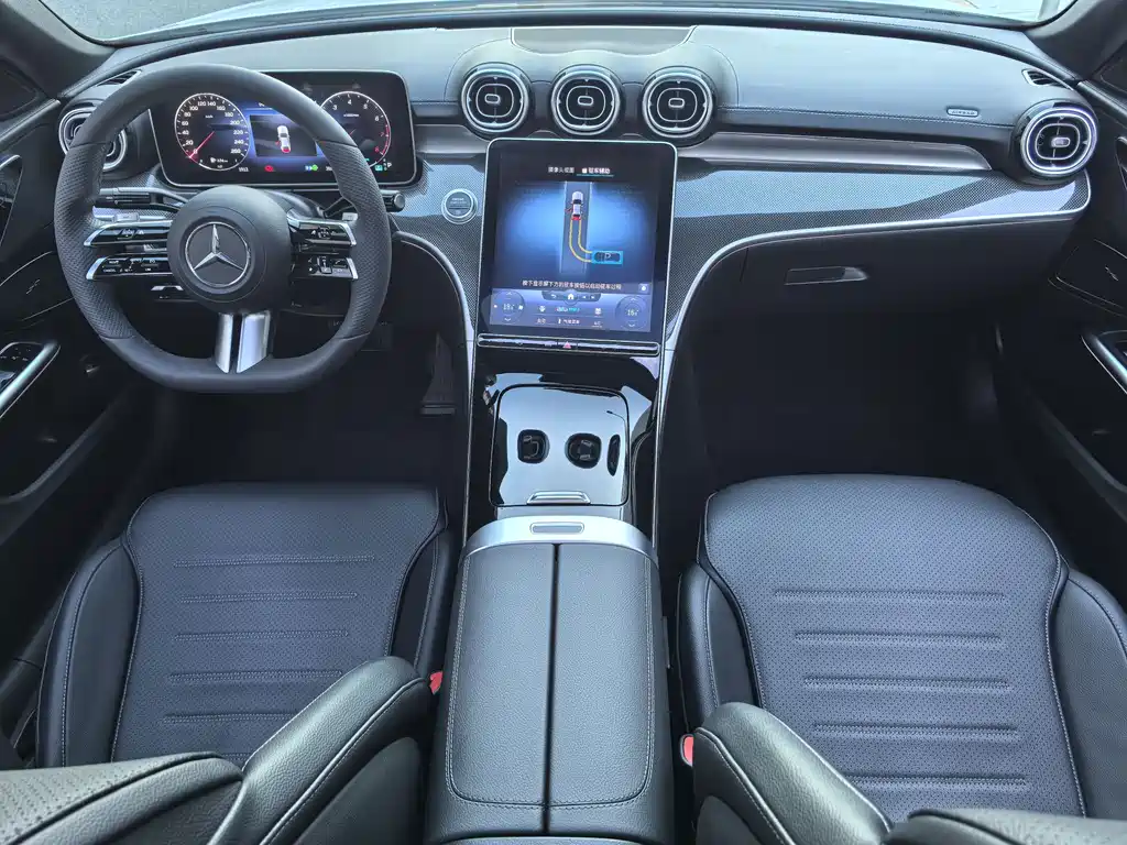 Mercedes-Benz C-Class 2022 — фото 18