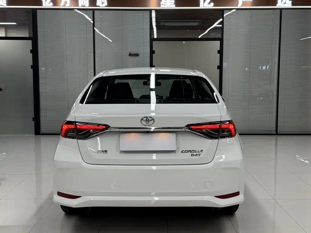 Toyota Corolla 2023 — фото 20