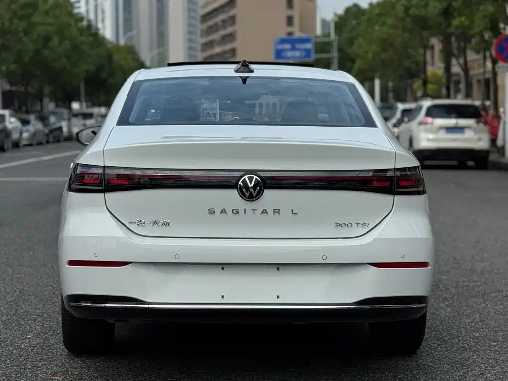 Volkswagen Sagitar 2025