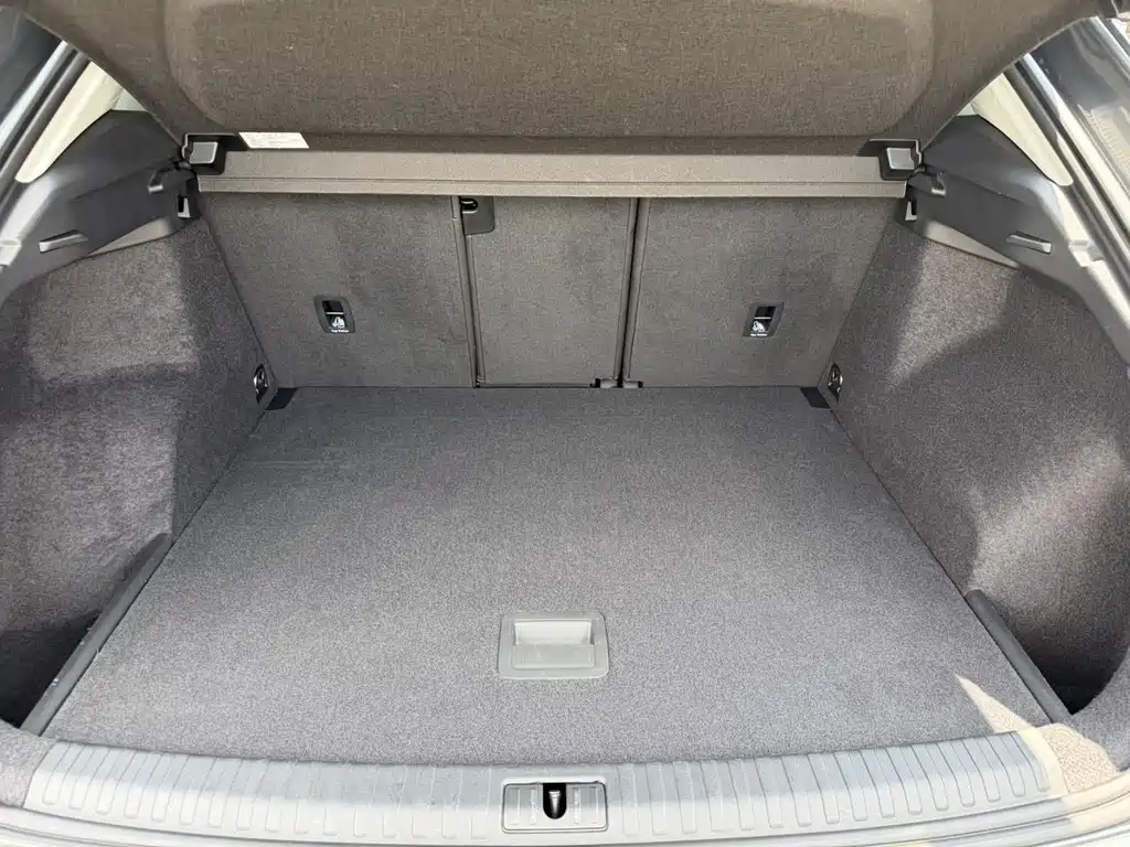 Audi Q3 2023 — фото 10