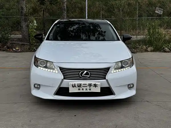 Lexus ES 2013