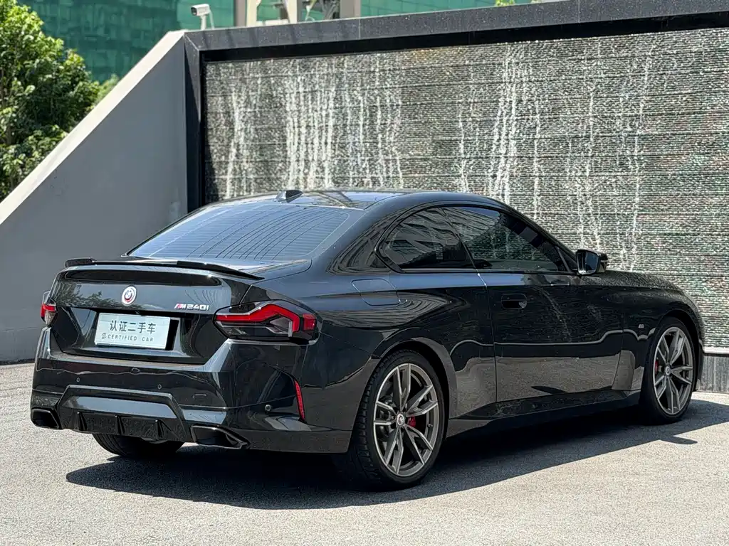 BMW M240i 2023 — фото 9