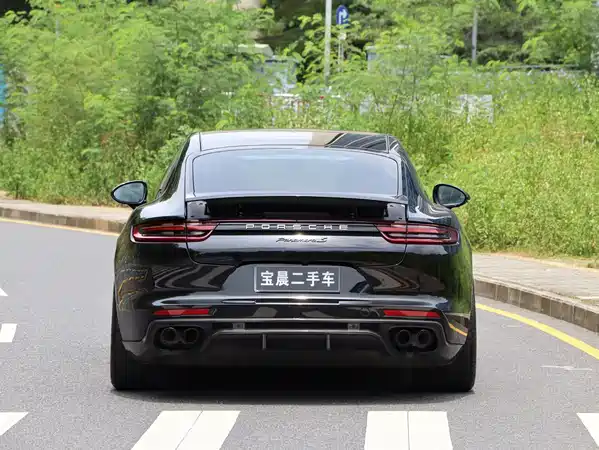 Porsche Panamera 2020