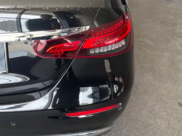 Mercedes-Benz E-Class 2022