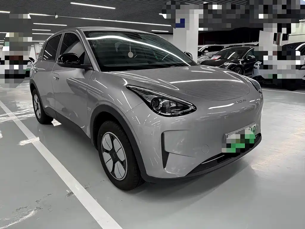 Geely Galaxy Starwish 2025 — фото 3