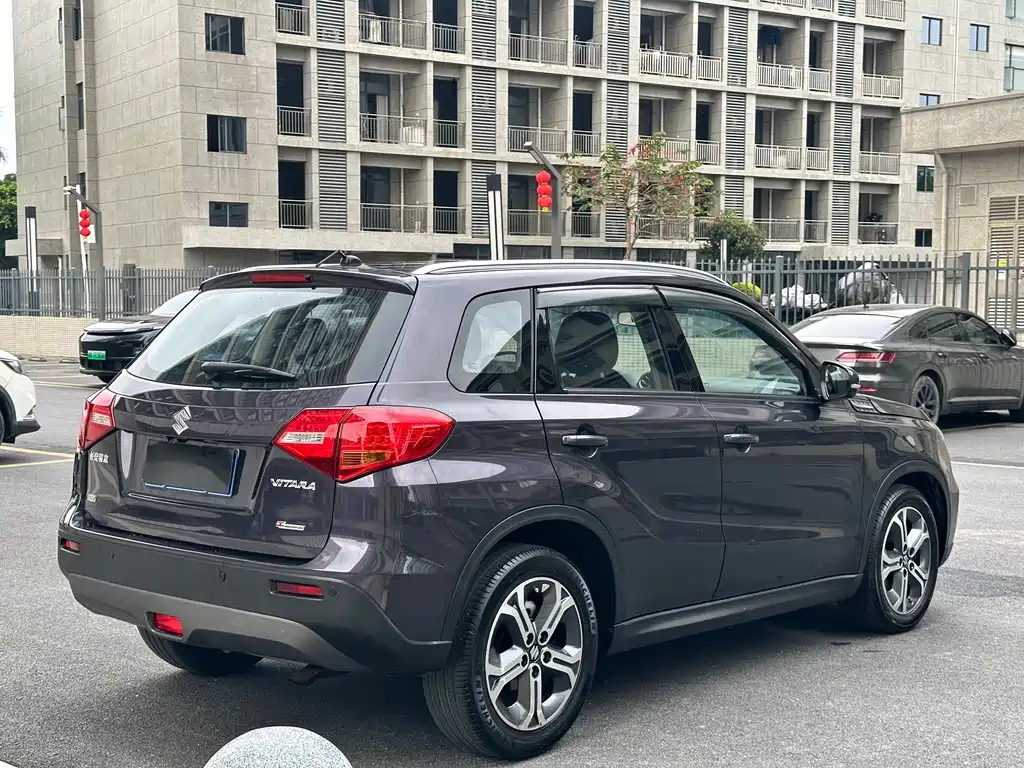 Suzuki Vitara 2016 — фото 15