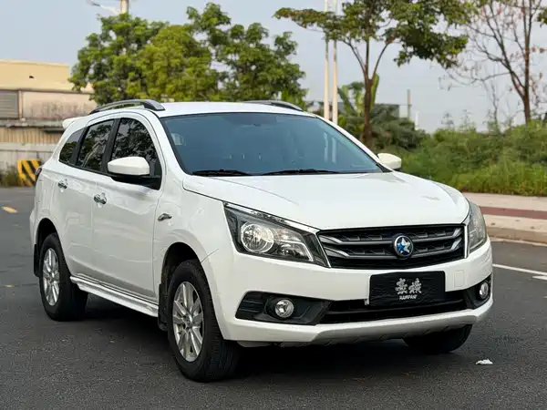 Venucia T70 2017