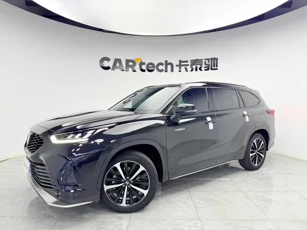 Toyota Crown Kluger 2023