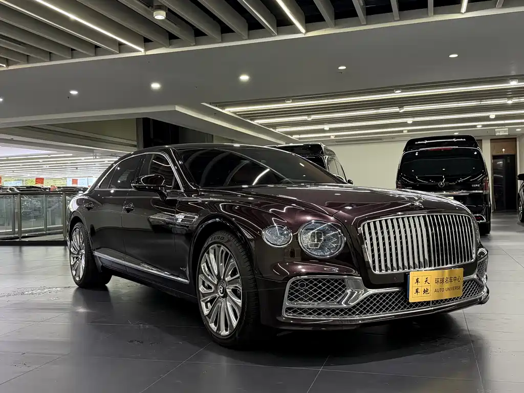 Bentley Flying Spur 2021 — фото 3