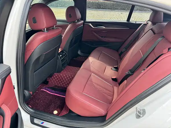 BMW 5 Series 2023