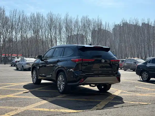 Toyota Highlander 2023