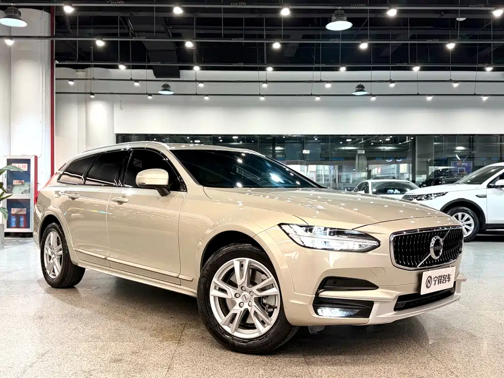 Volvo V90 2019 — фото 3