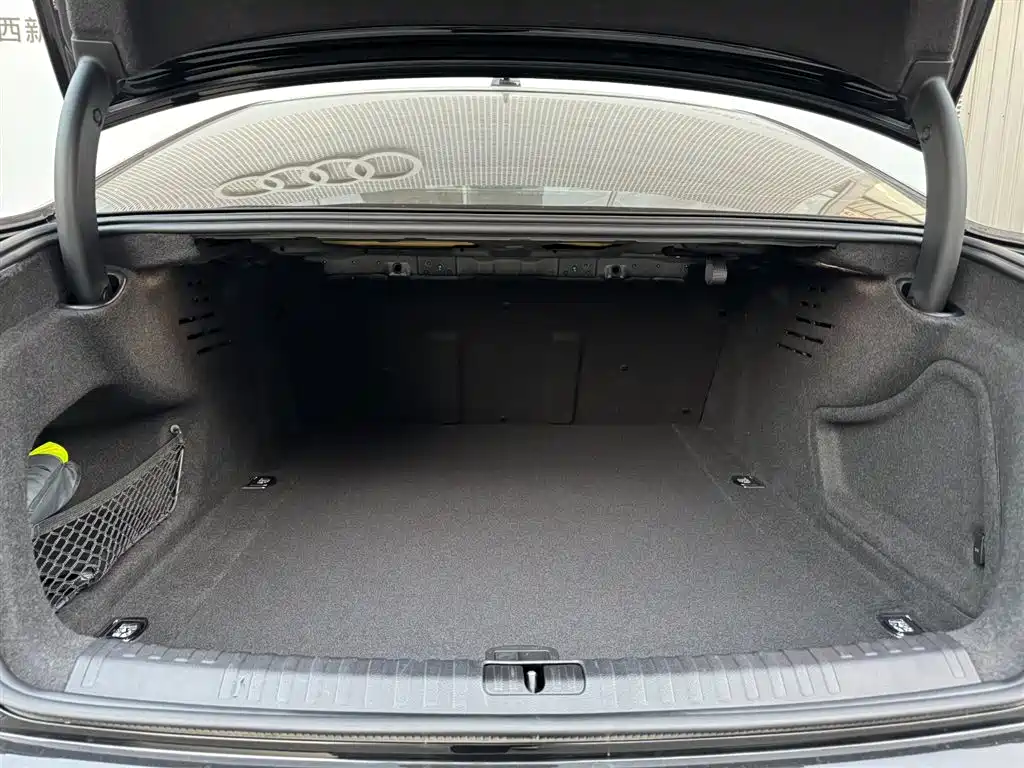 Audi A6L 2023 — фото 18