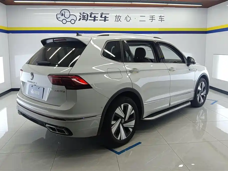 Volkswagen Tiguan L 2023 — фото 3