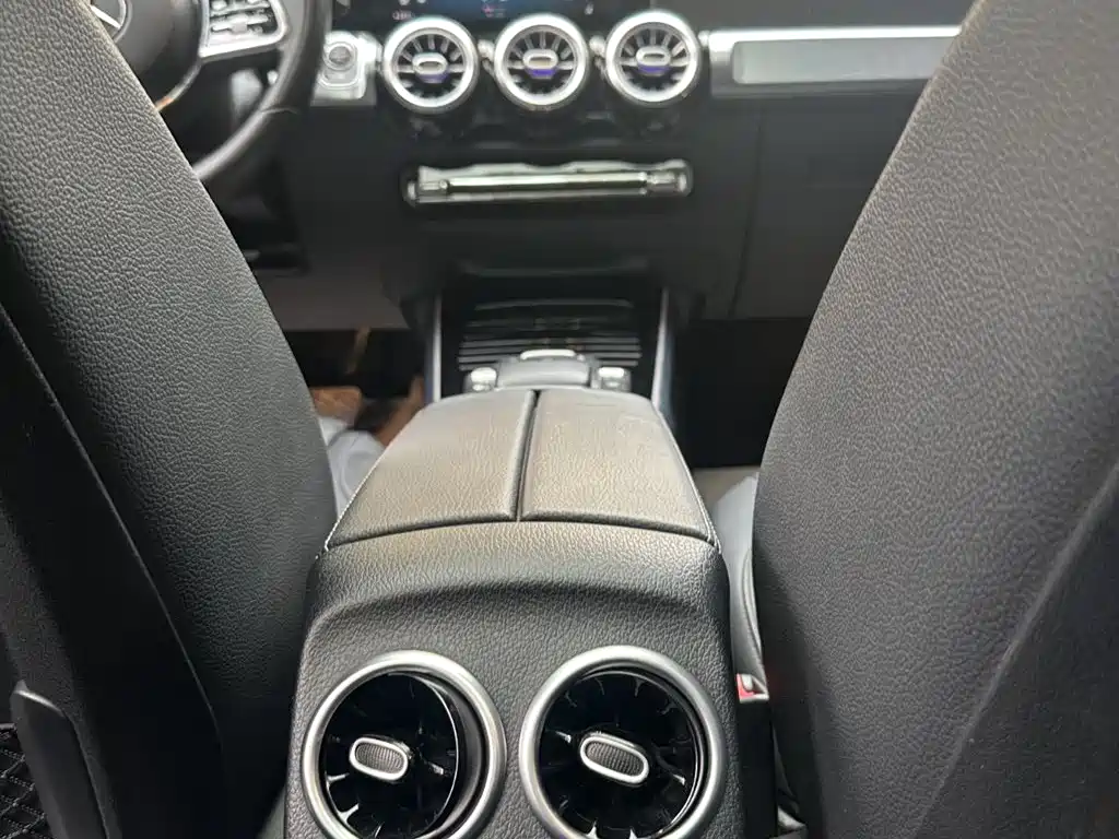 Mercedes-Benz GLB 2020 — фото 12