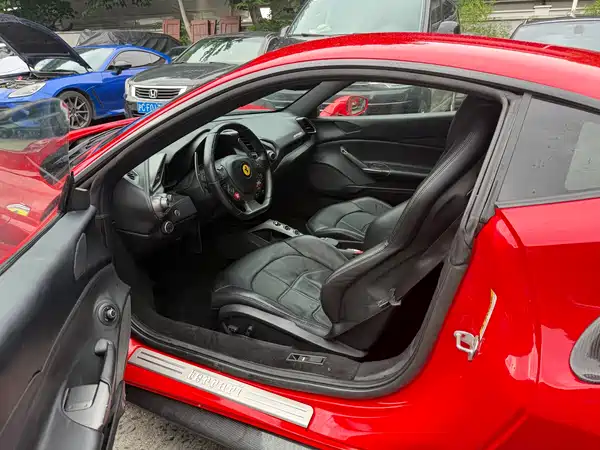 Ferrari 488 2018