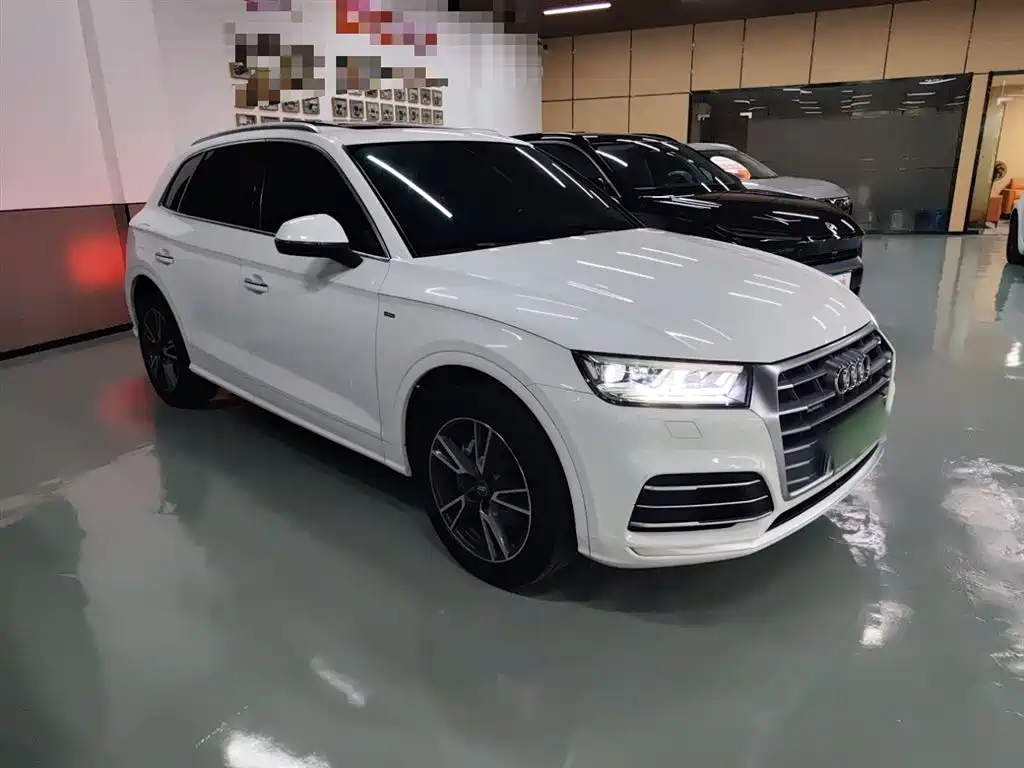 Audi Q5L 2020 — фото 4