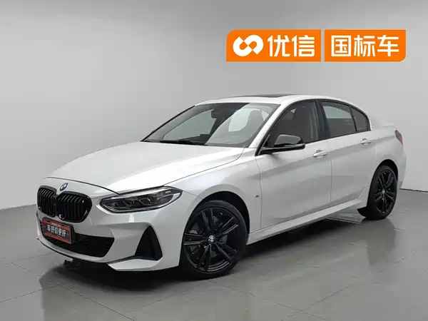 BMW 1 Series 2023
