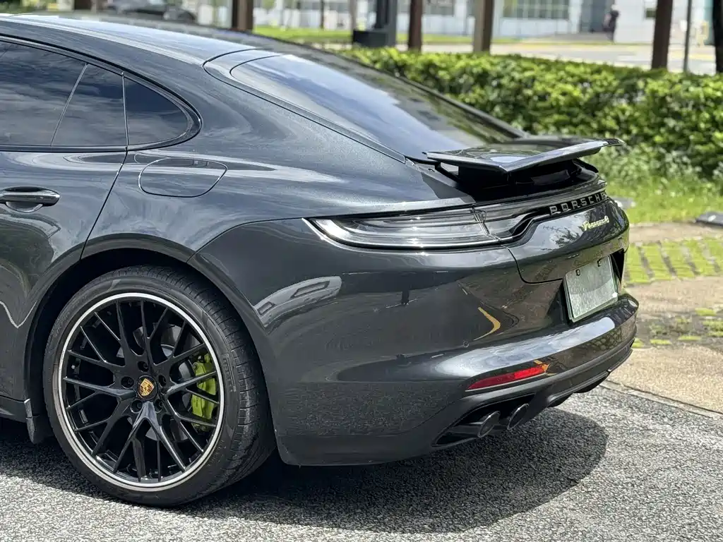 Porsche Panamera New Energy 2023 — фото 8