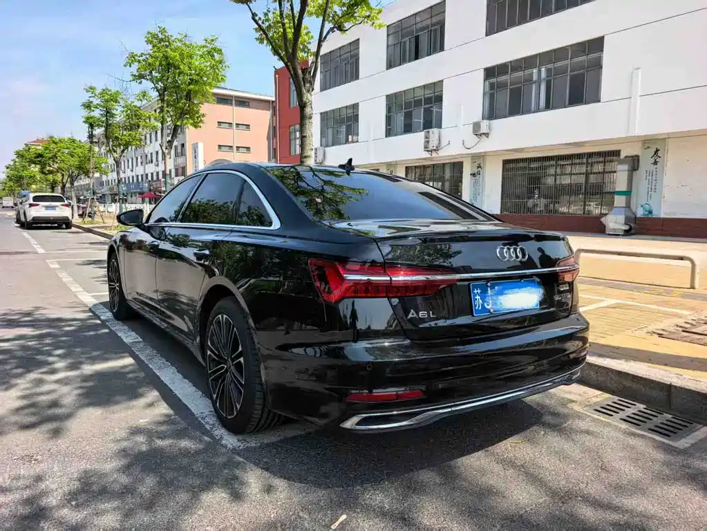 Audi A6L 2023 — фото 2