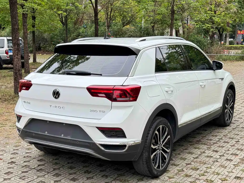 Volkswagen T-Roc 2022 — фото 6