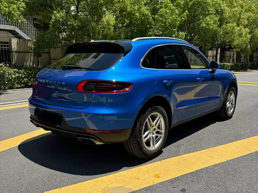 Porsche Macan 2017 — фото 17